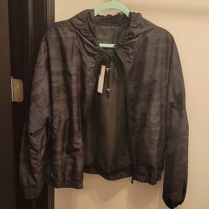 Sanctuary hooded athletic rain jacket, size L